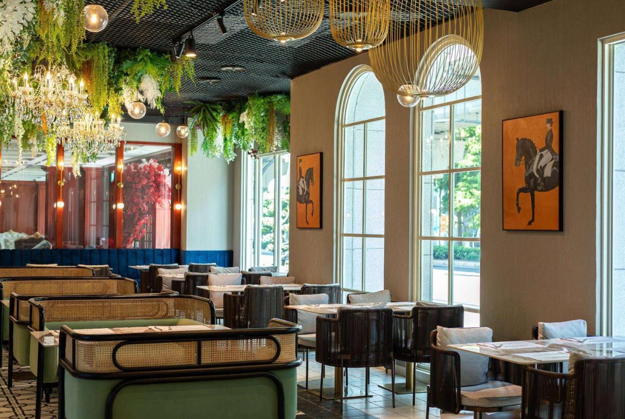 Tryp By Wyndham New Taipei Linkou 新北林口爵怡溫德姆酒店機場捷運mrta9林口站 エクステリア 写真